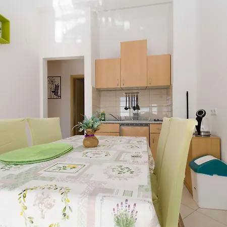 Milenko Apartamento Vodice