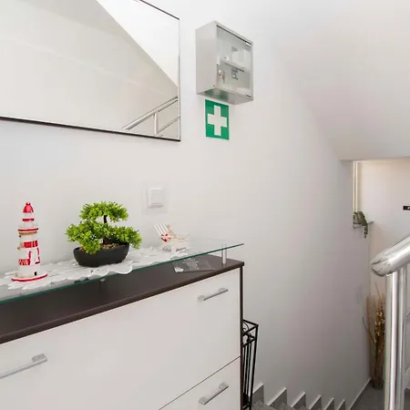 Milenko Apartamento *
